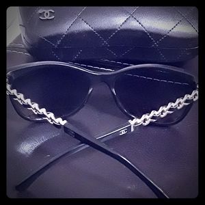 CHANEL Polarized Sunglasses.